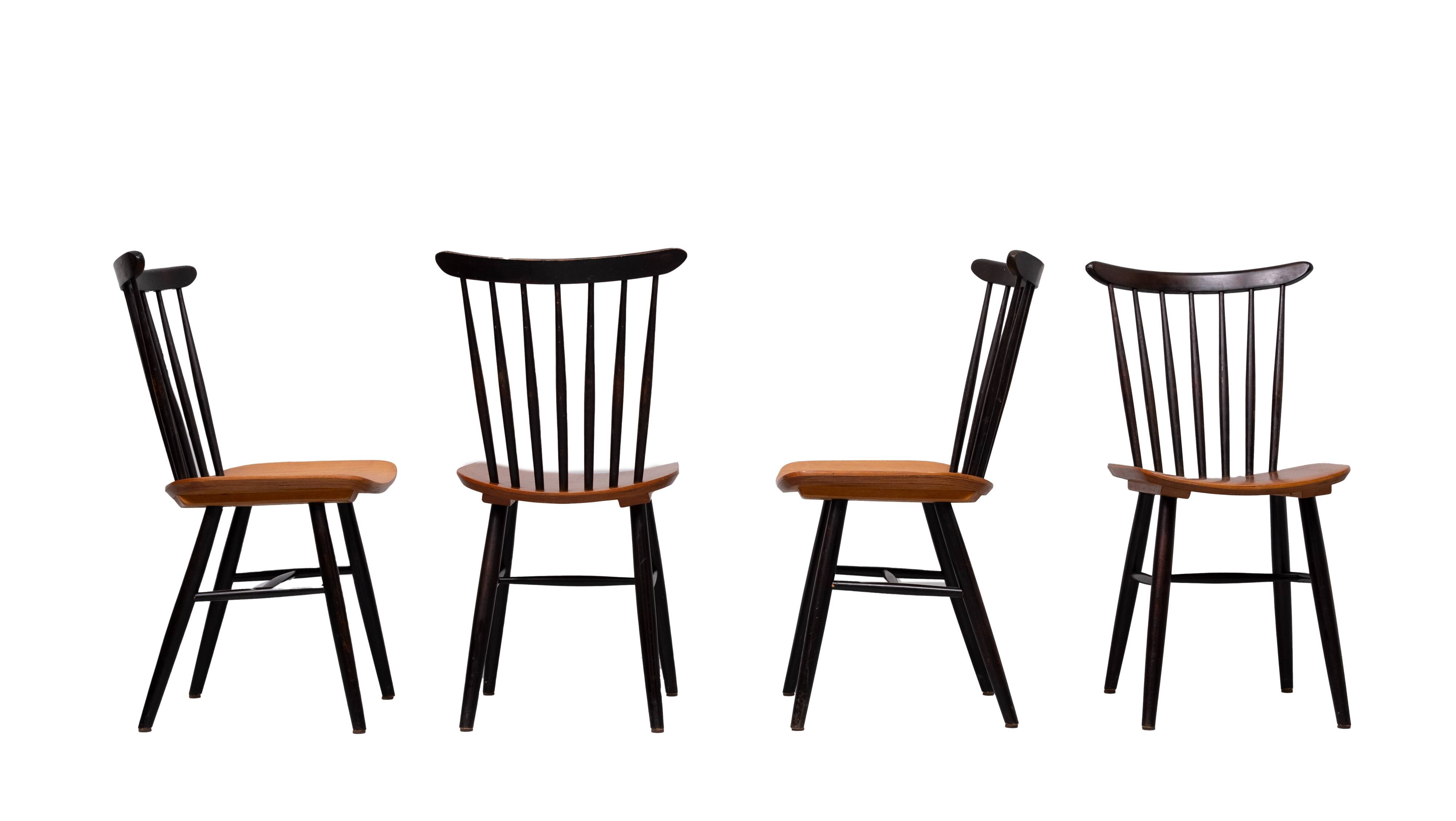 Set of 4 spindle back dining chairs 1960s holland