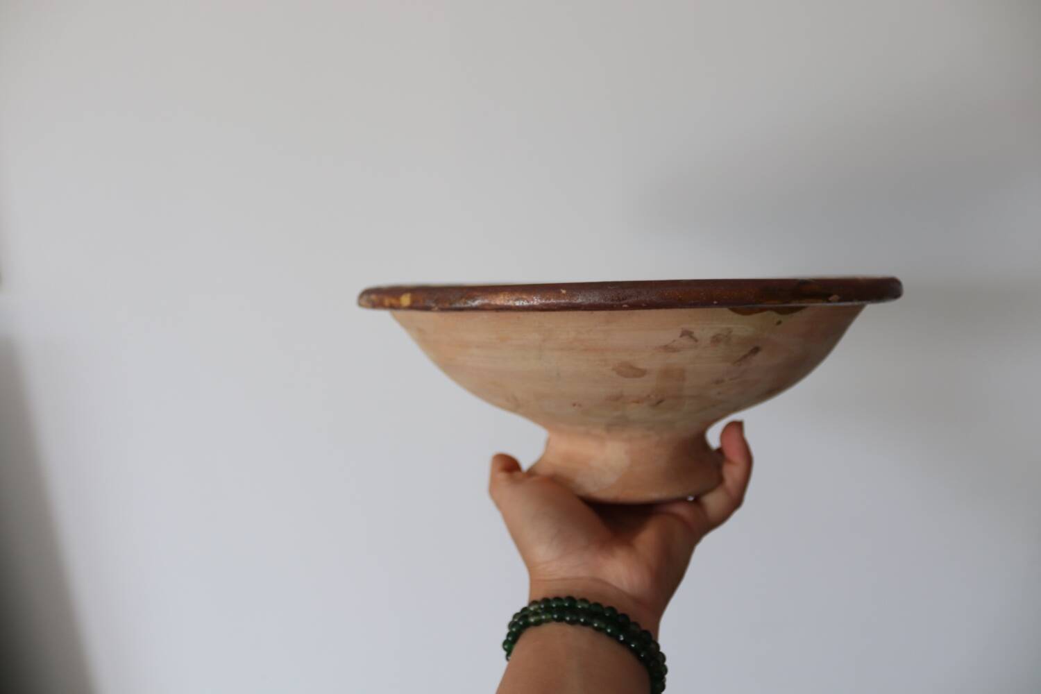 Saladier en terre cuite vernissée ancien