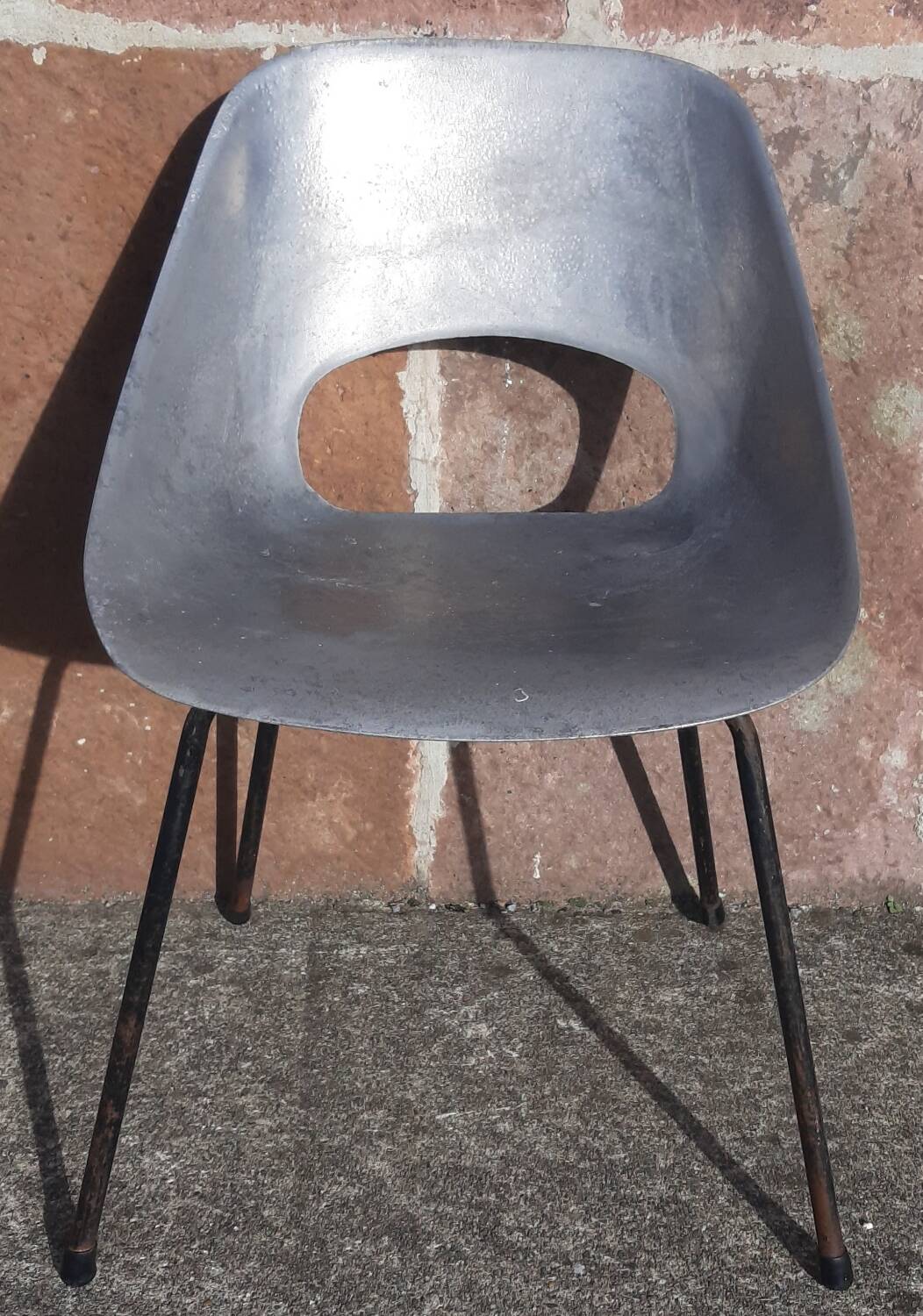 Chaise tulipe Pierre Guariche. (Edition Steiner, années 50)