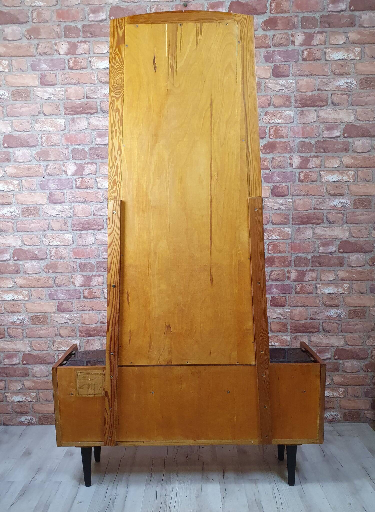 Restored Mid-Century Walnut Vanity Dressing Table by Marian Grabinski - 196