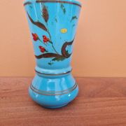 Vase en opaline bleue à décor de fleurs, époque Napoléon III