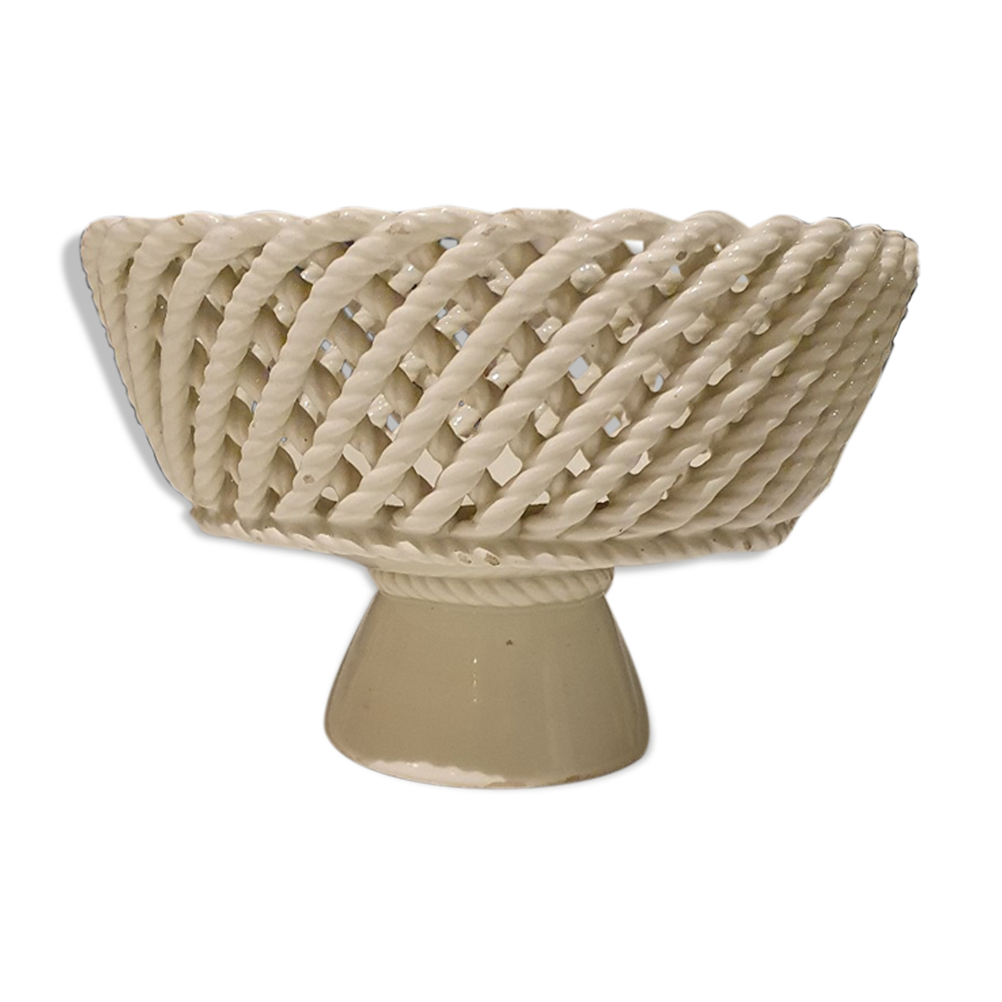 Porcelain fruit basket