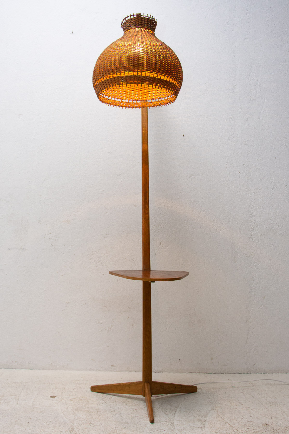 Mid century single floor lamp from Krasna Jizba, 1950´s, Czechoslovakia
