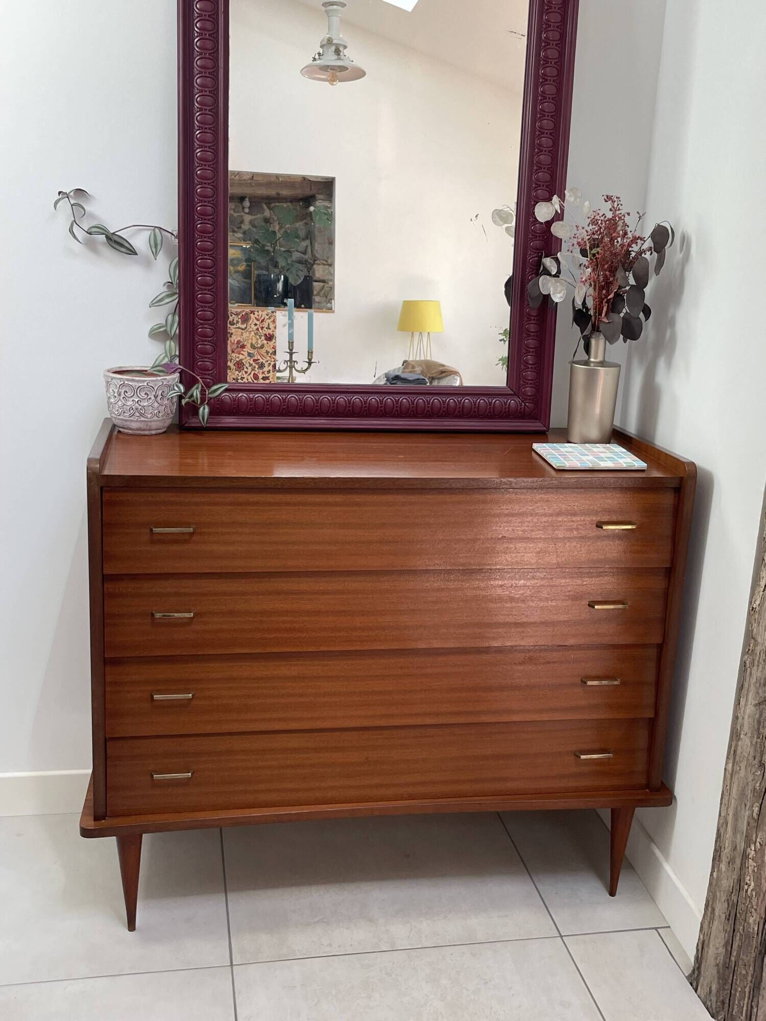 Commode vintage 4 tiroirs pieds compas simmob (années 1960/1970)