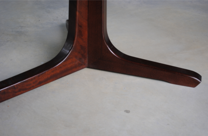 Table ovale Baumann