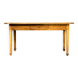 Kitchen table