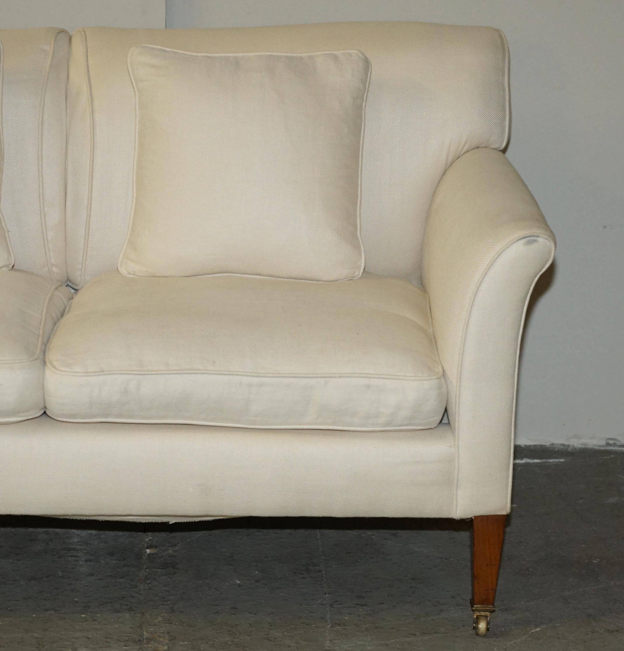 Victorian Howard & Son two-seater canapé fully stamped.