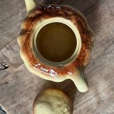 Brioche teapot