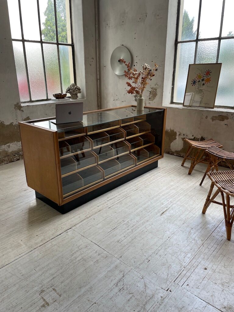 Glass trading post 50s