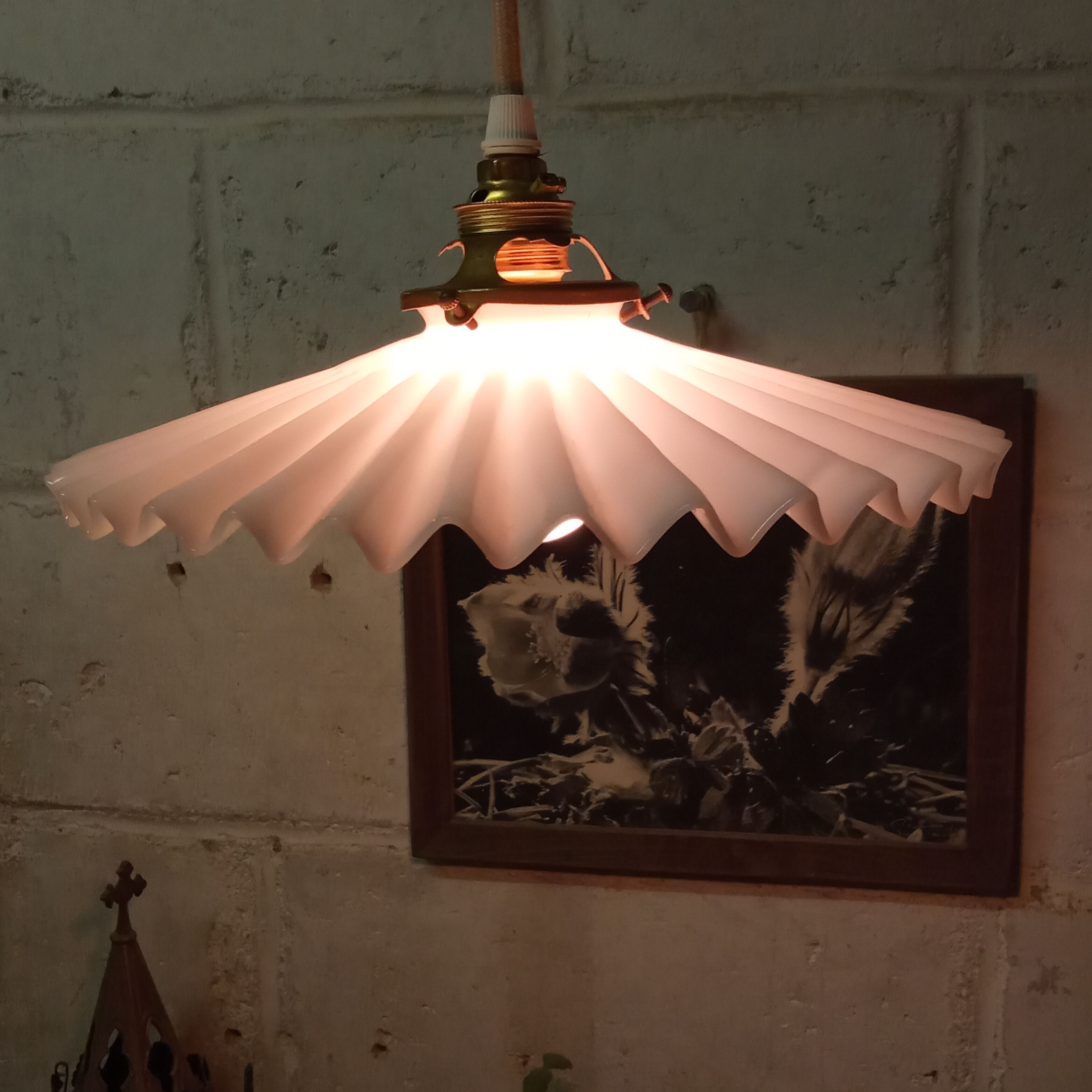 Old pleated opaline hanging