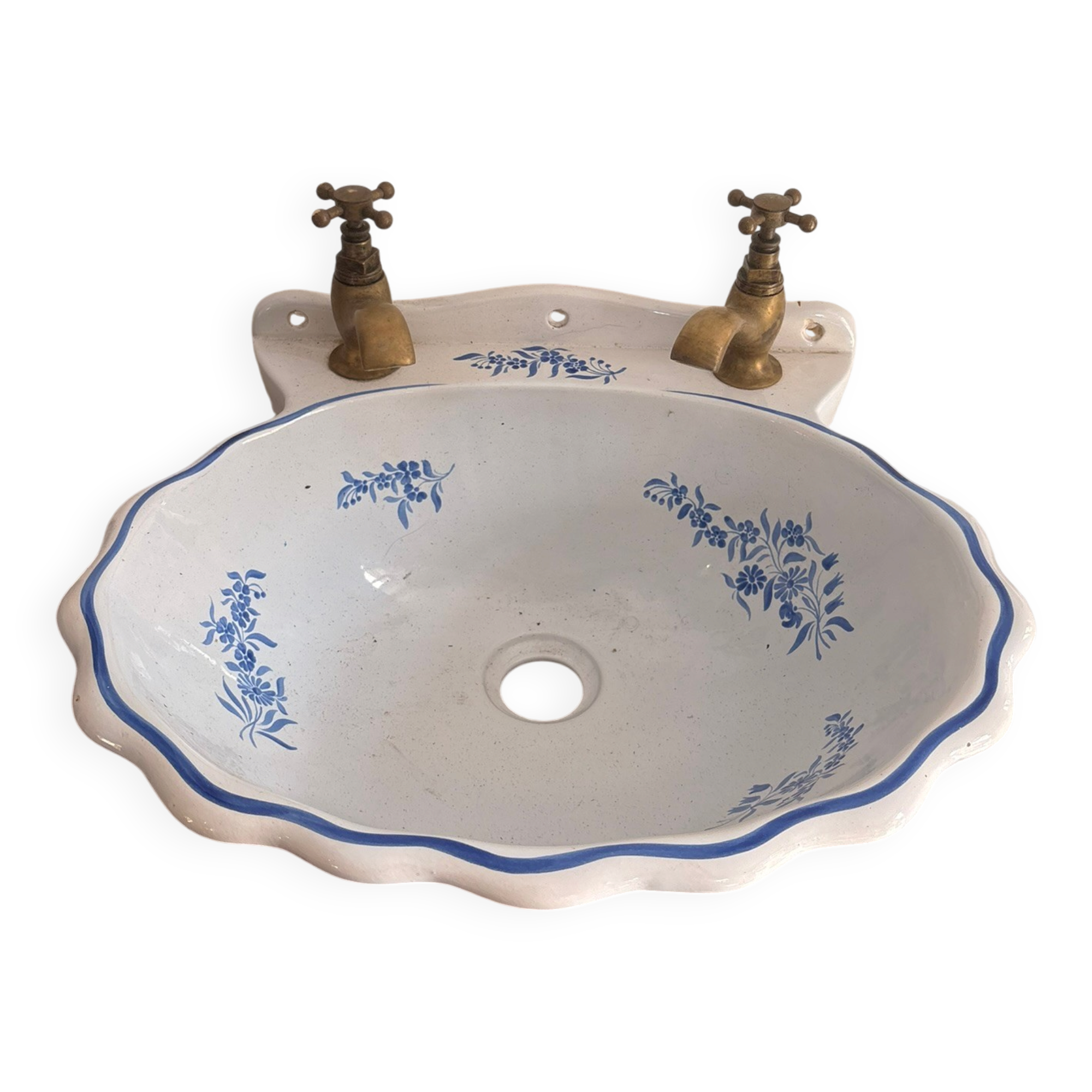 Wall-mounted washbasin shell-shaped, enamelled earthenware by Maurice Herb.
