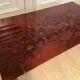 Table basse laque rouge et or 1970s