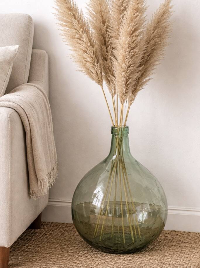 Give me 10 turquoise blue jeans.