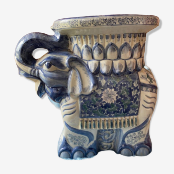 Éléphant en céramique émaillée