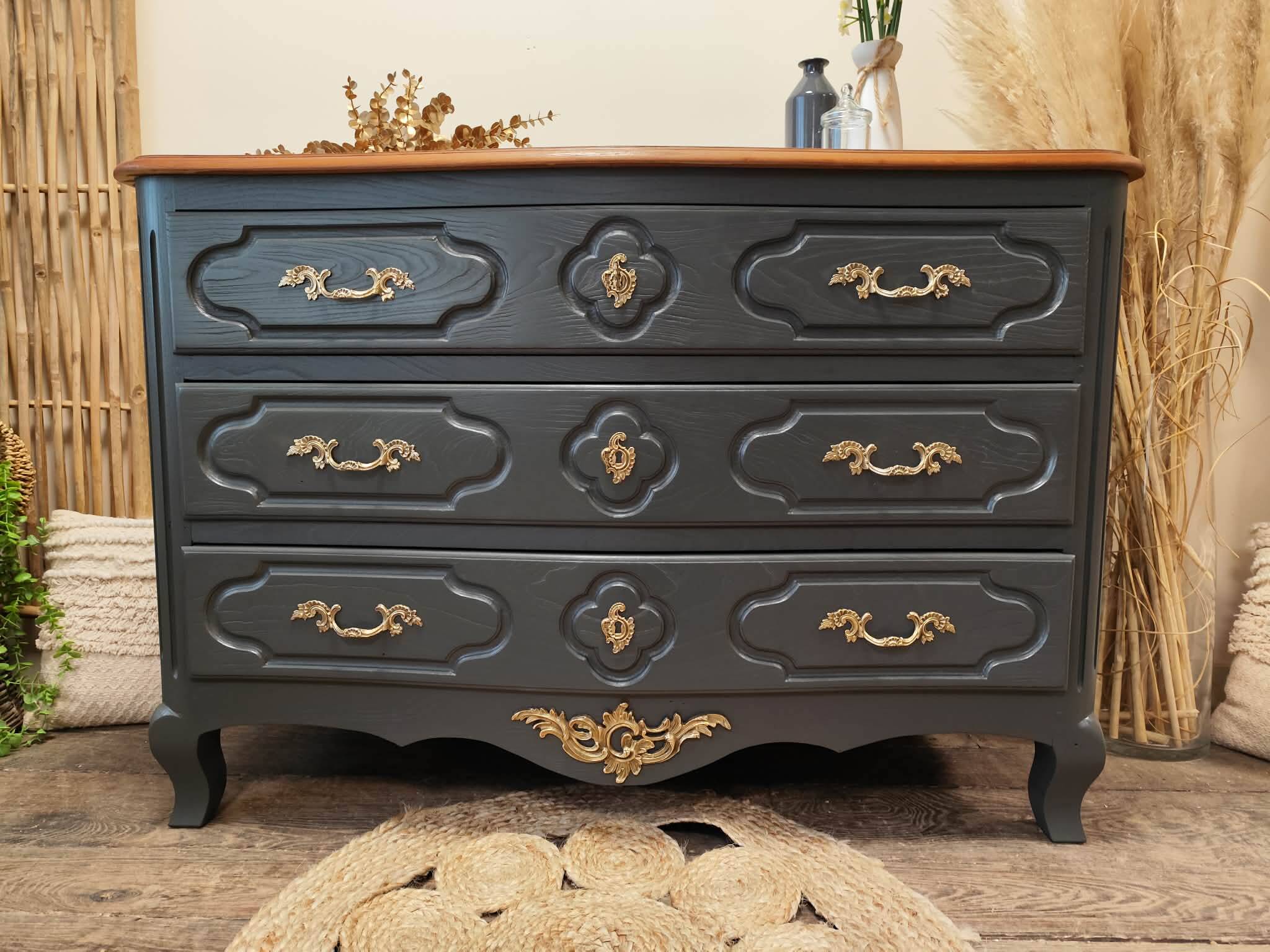 Birch wood chest of drawers