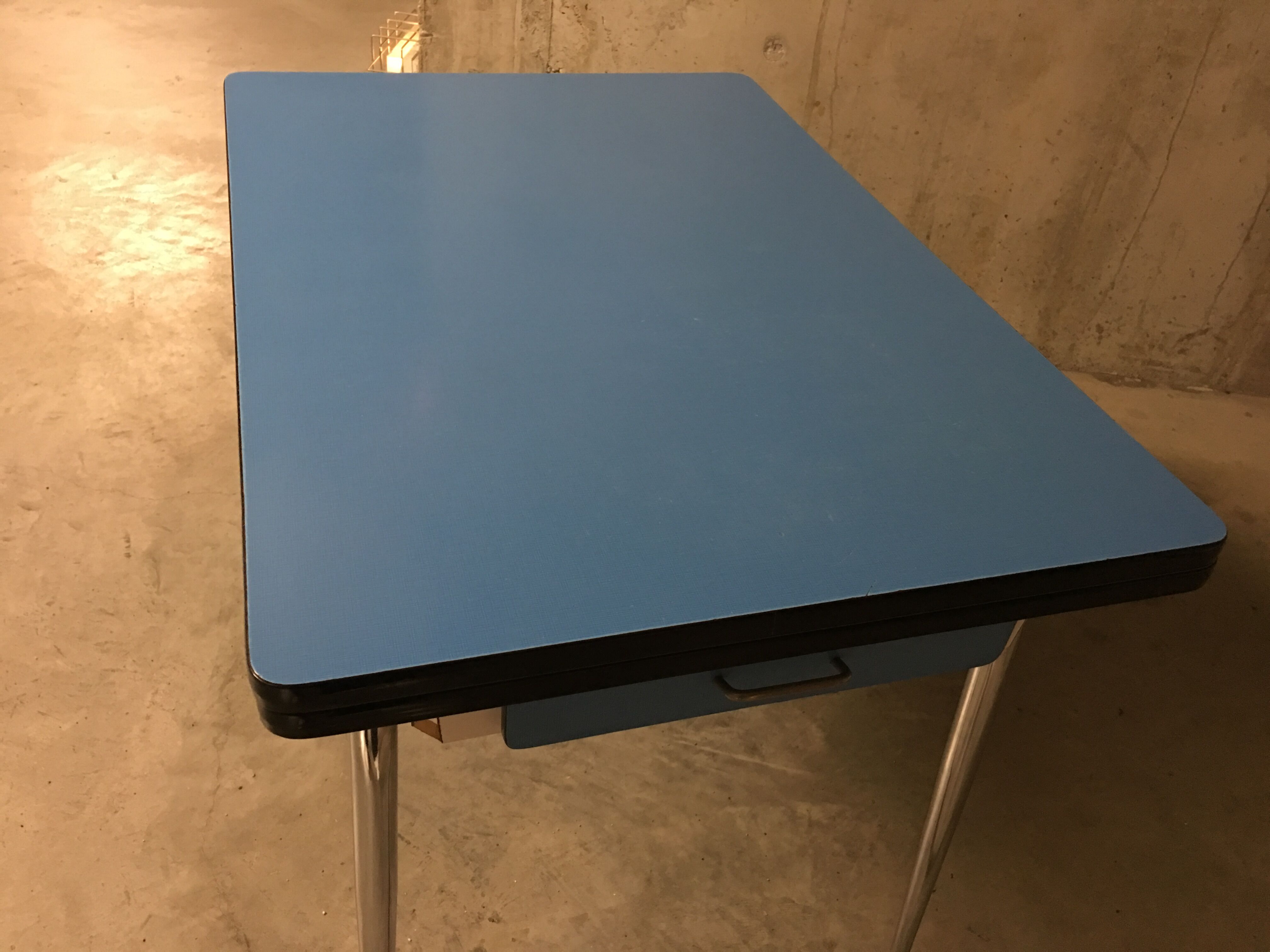 Table en formica années 60