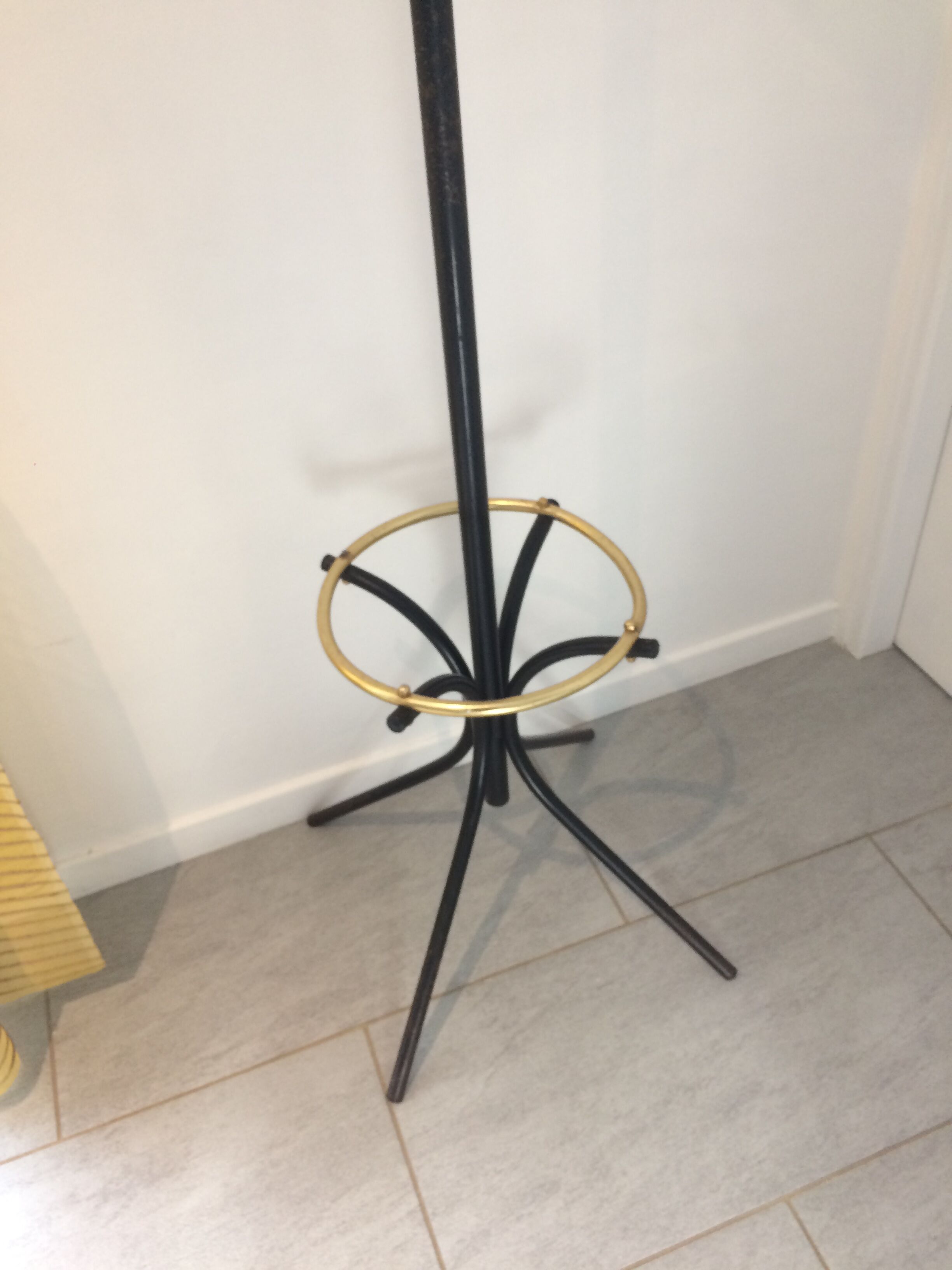 Door coats black/brass