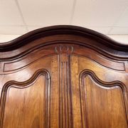Large Louis XV walnut wardrobe, 19th century