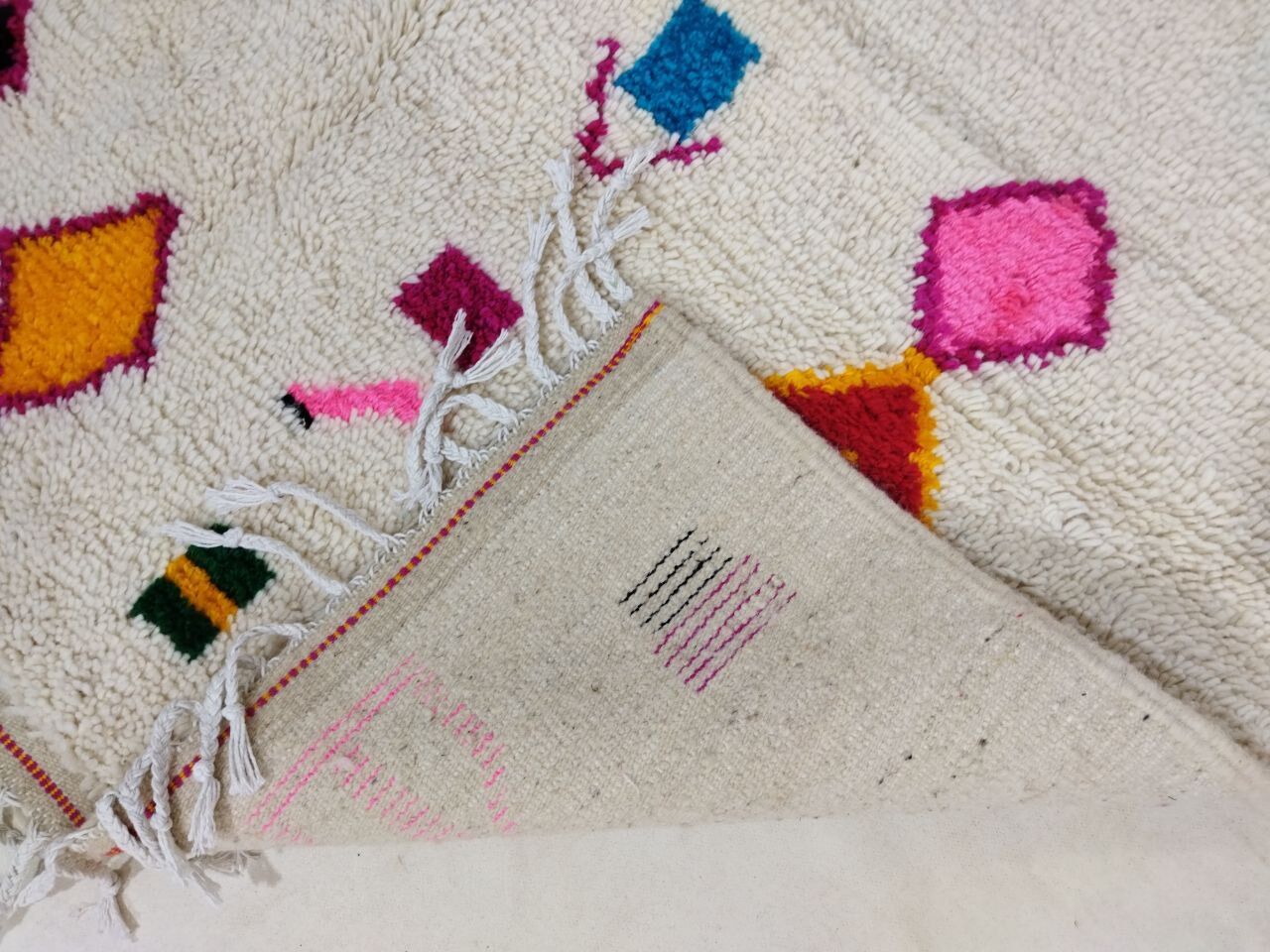 245x155cm moroccan berbere carpet