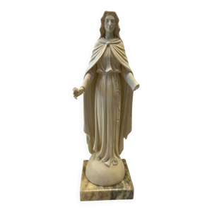 Statue de la vierge en
