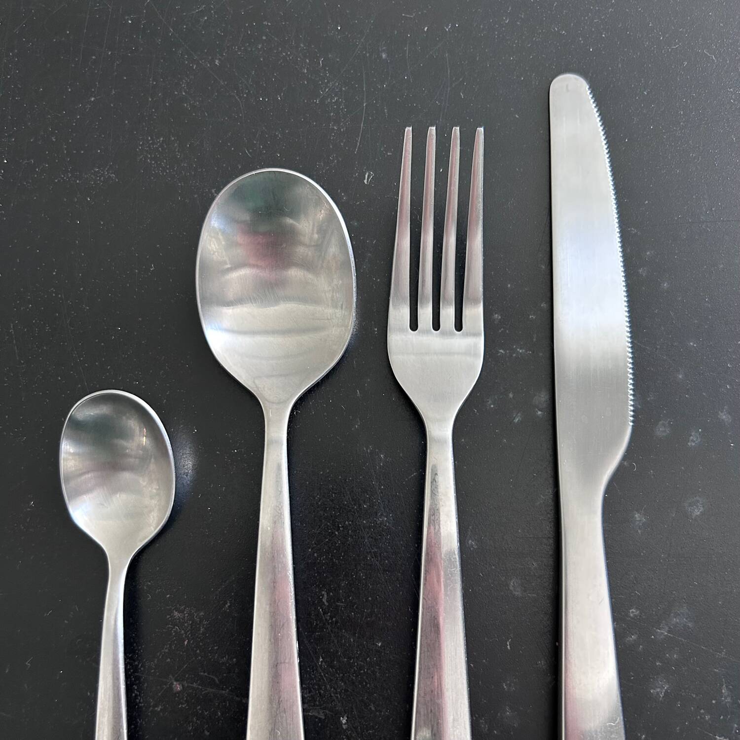 Habitat 24-piece polished stainless steel cutlery set