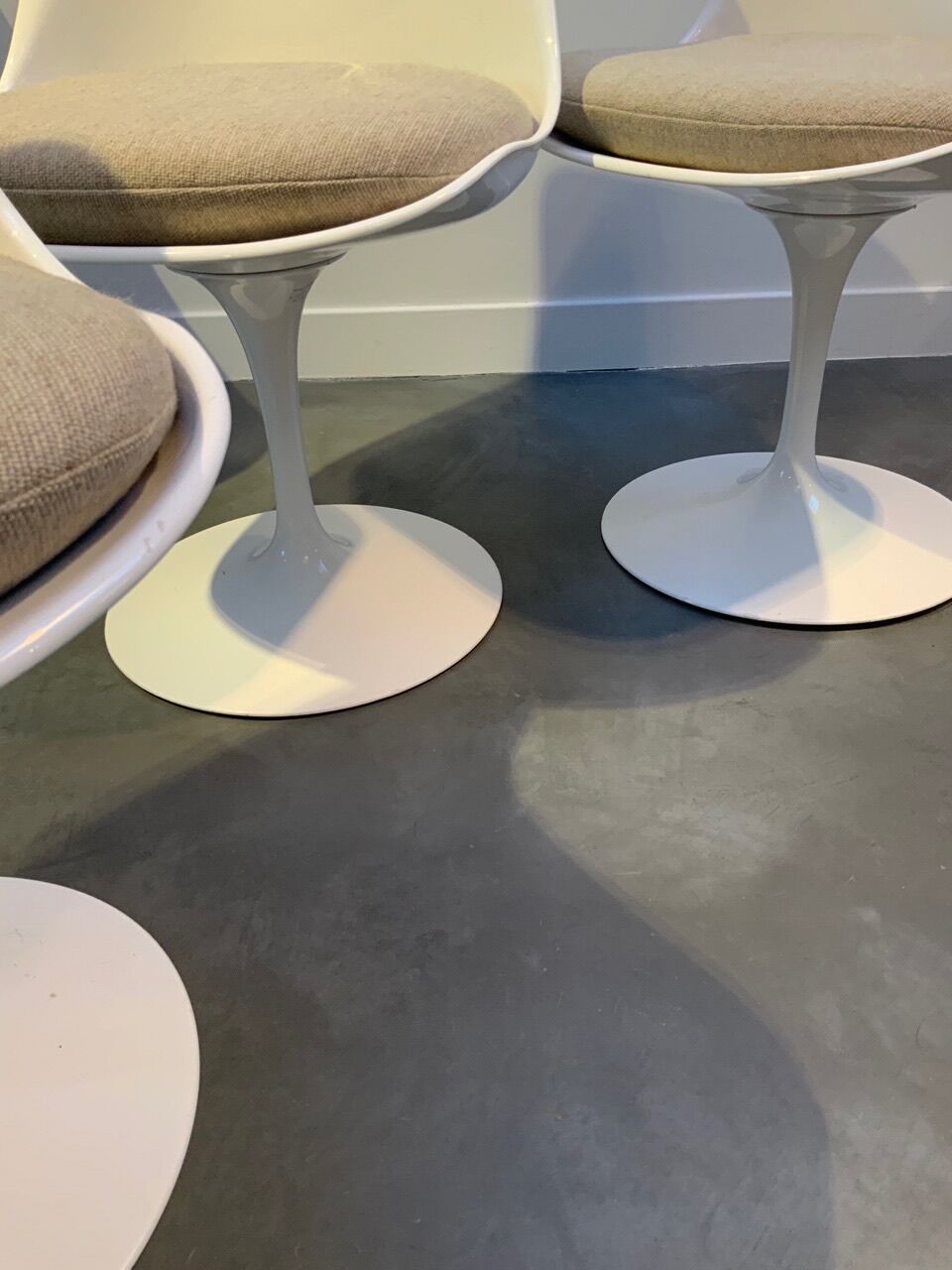 Set of 4 swivel chairs by Eero Saarinen for Knoll circa 1970