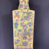 Chinese vase, Canton porcelain, Circa 1850