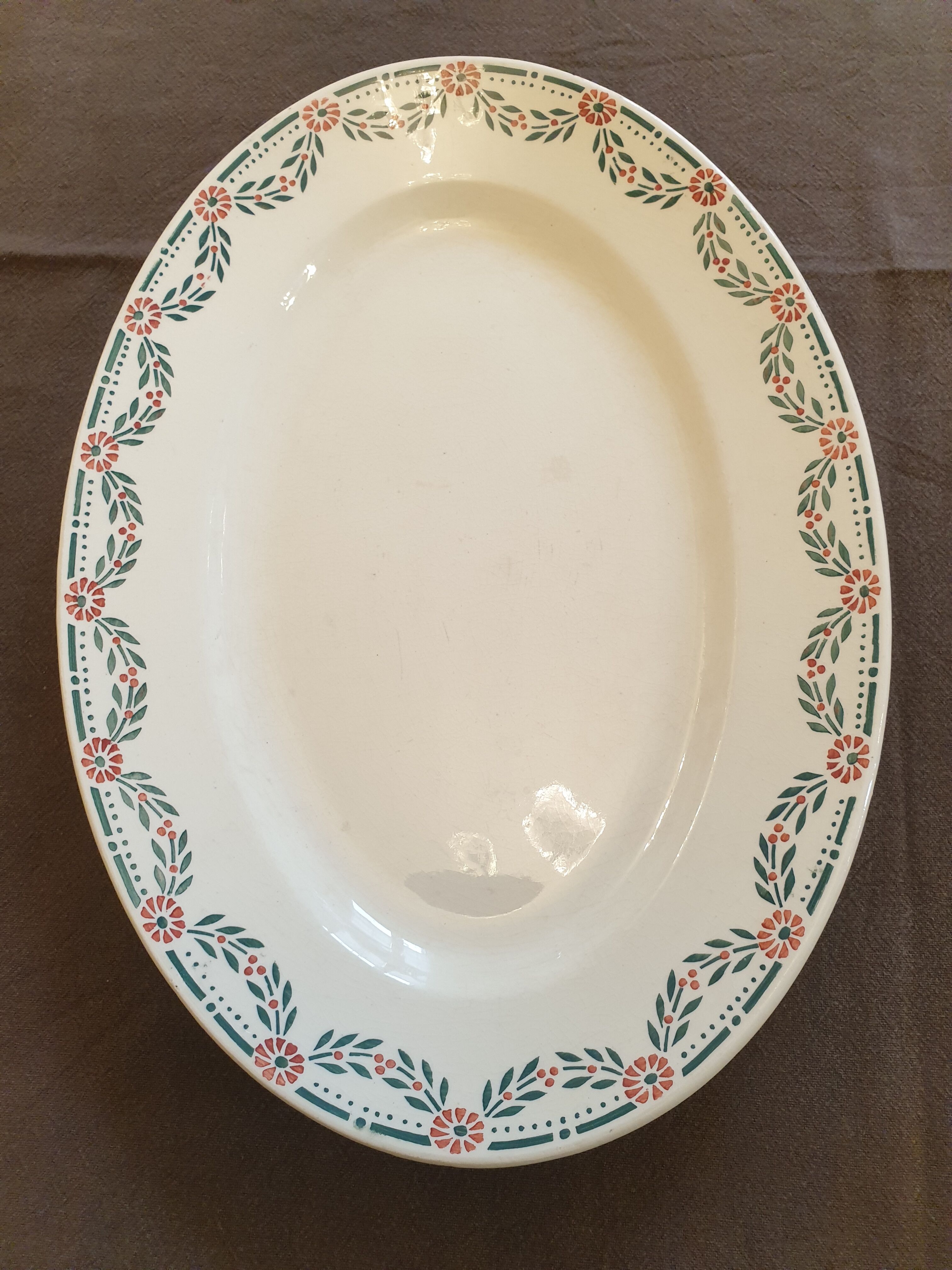Terre de Fer oval serving dish