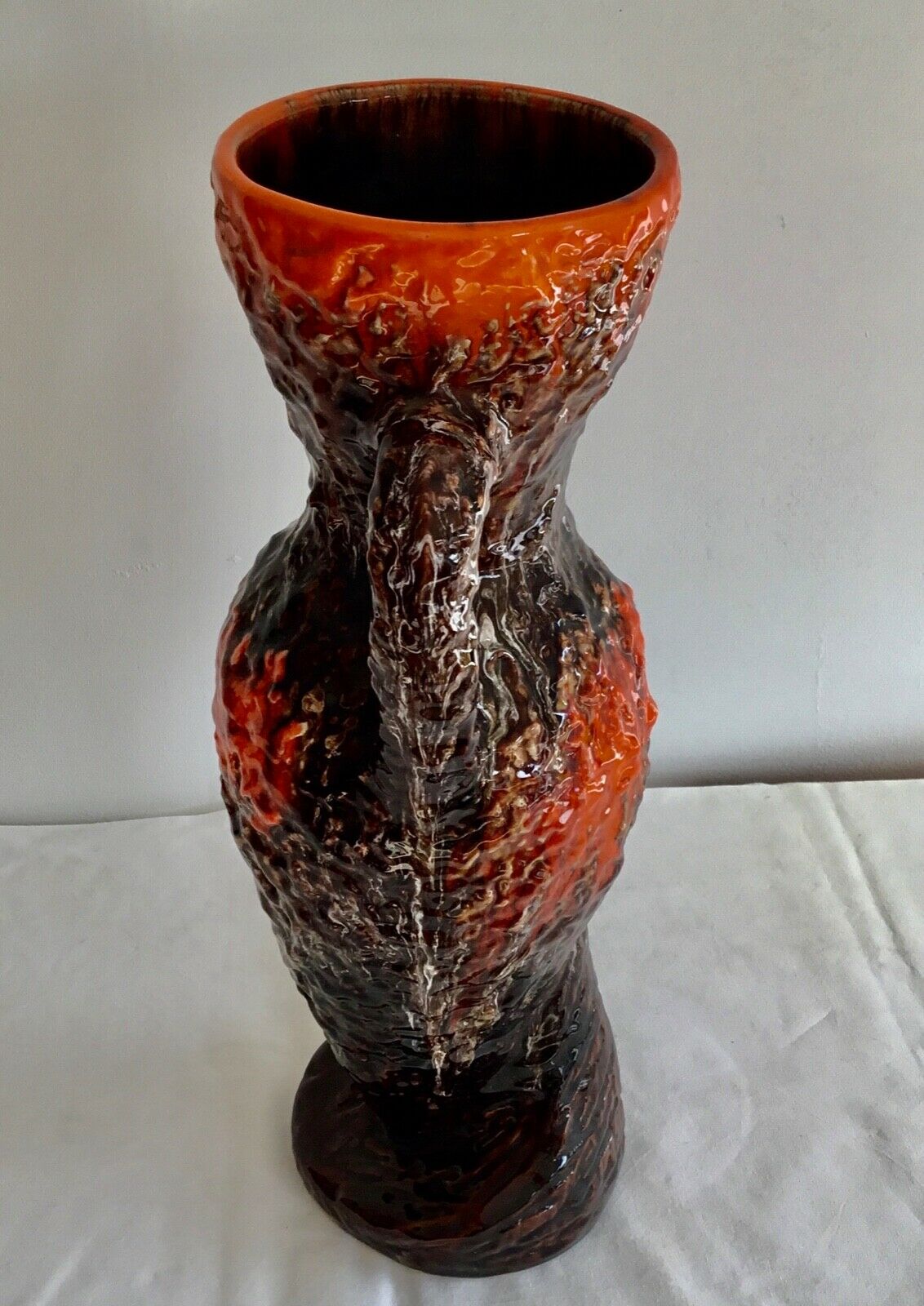 Callauris vintage earthenware amphorae vase