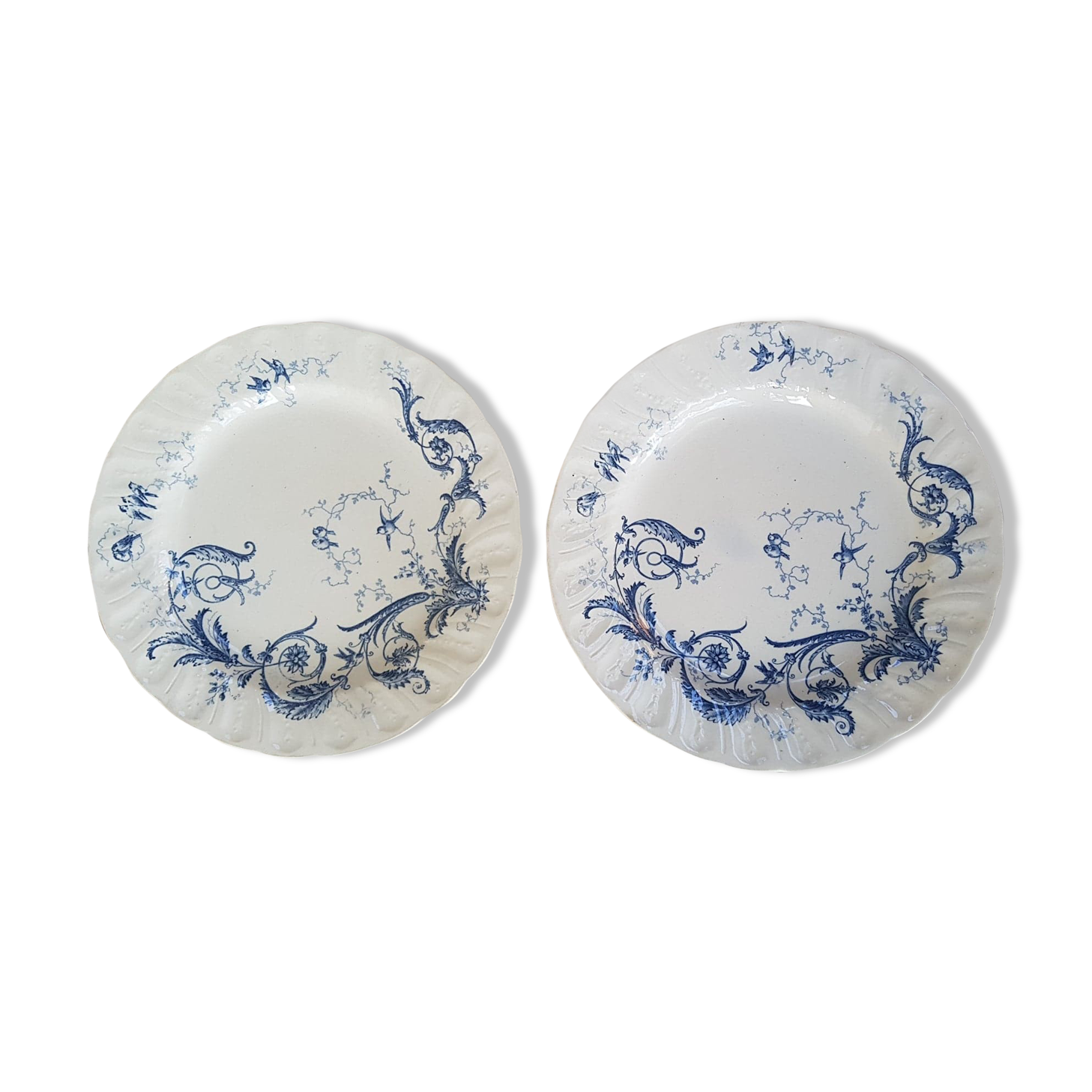 Set of 2 plates in Iron Earth Gien model Rinceaux