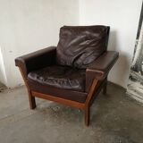 Leather armchair design 1980