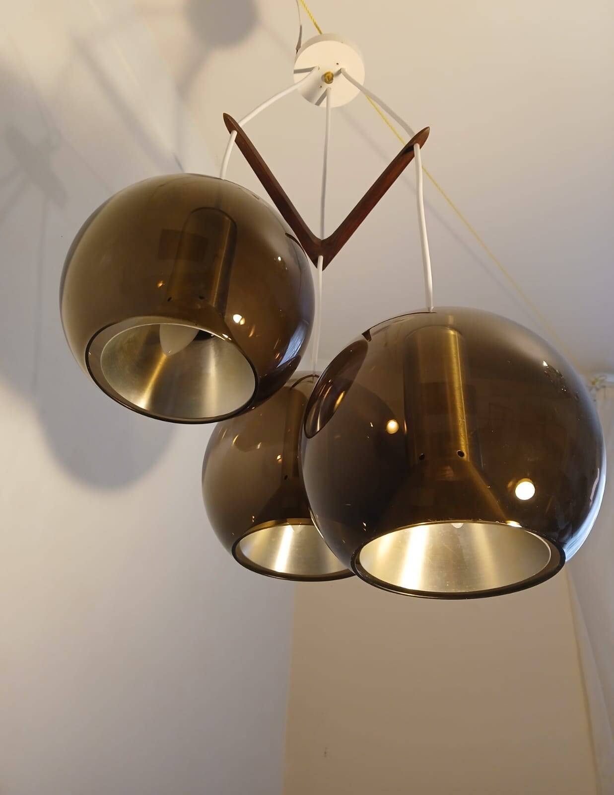 Suspension triple "Globe" by Frank Ligtelijn for Raak – Original edition