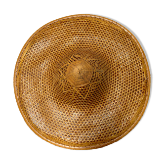 Decorating hat in caning