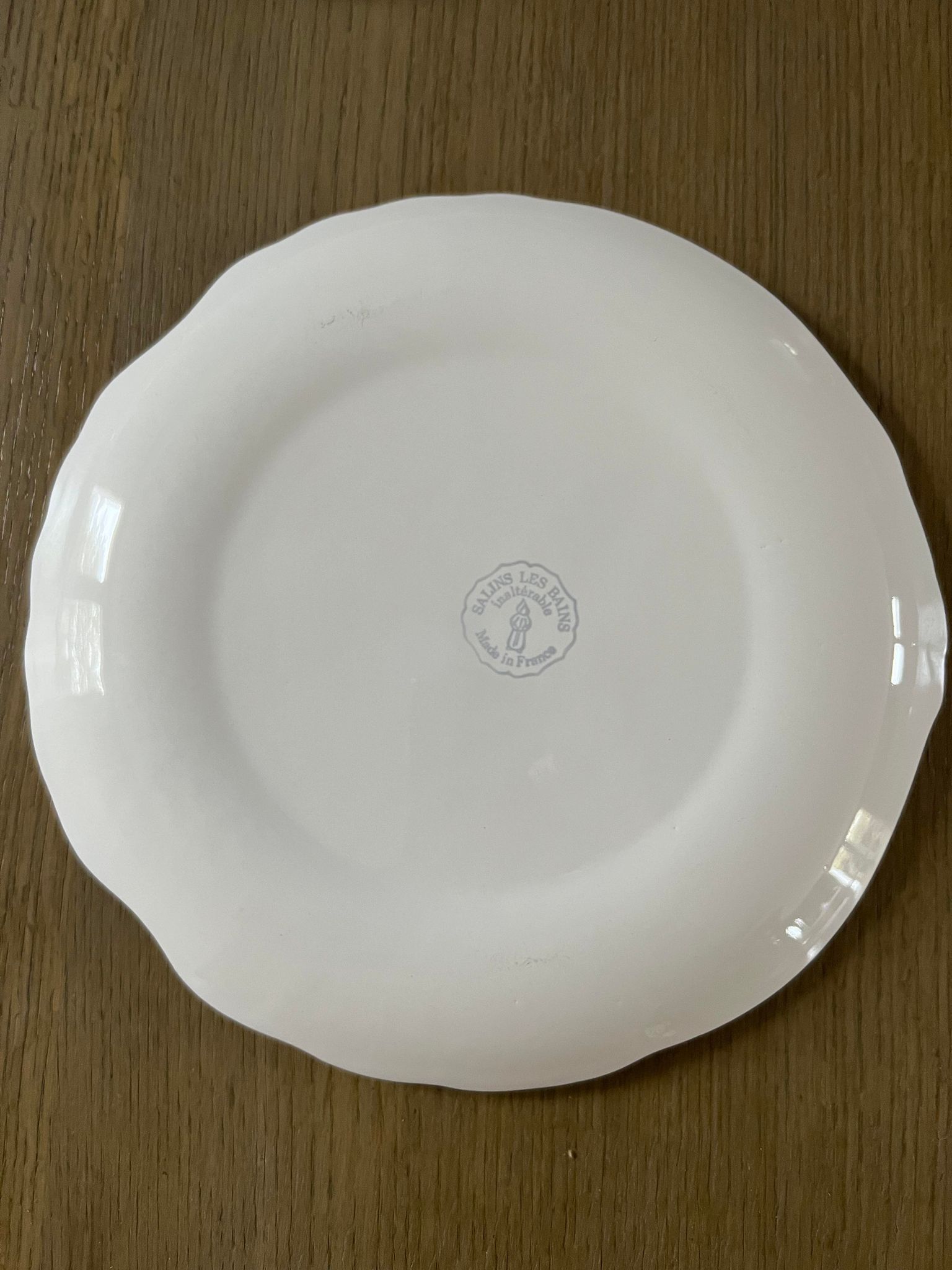 10 Vintage fish-shaped flat plates