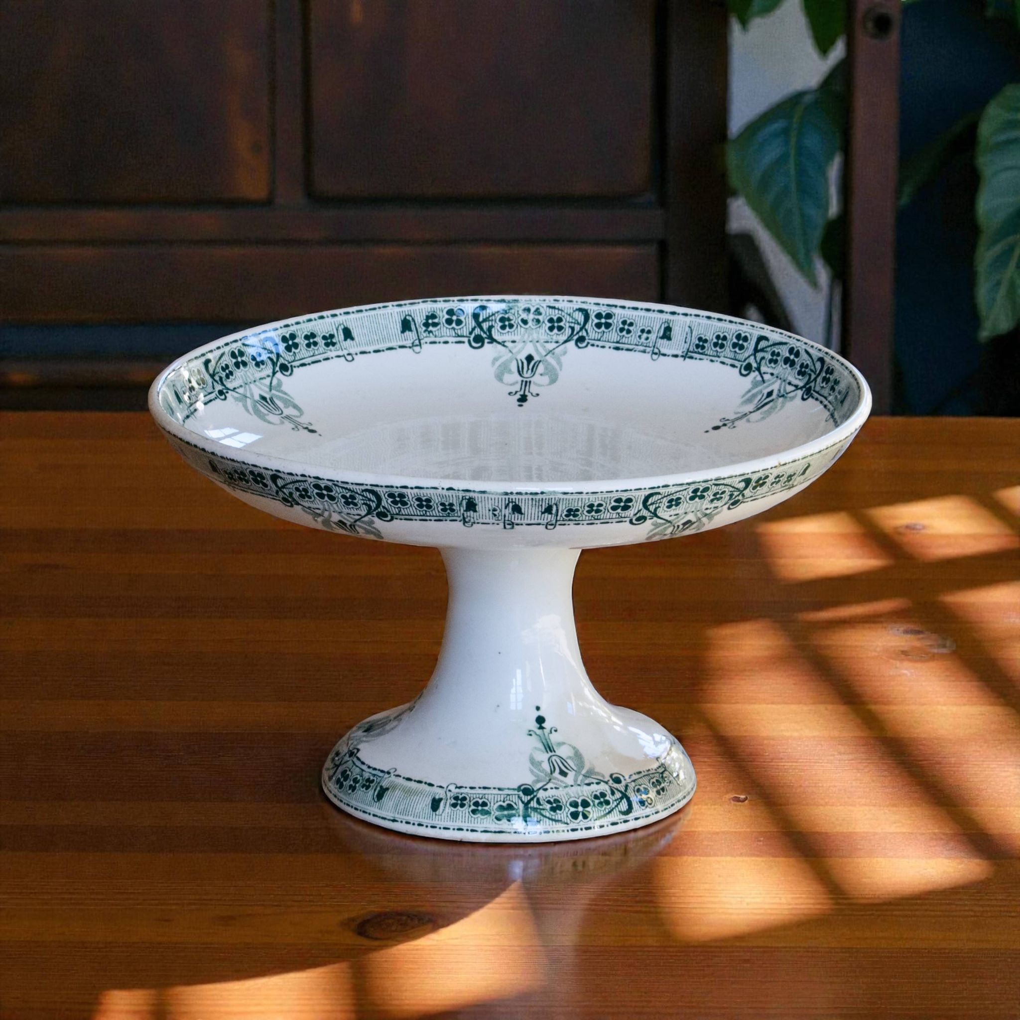 Antique 19th-century compote dish made of ironstone, signed Sarreguemines, from the "Verdun" collection.