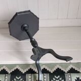 Pedestal table