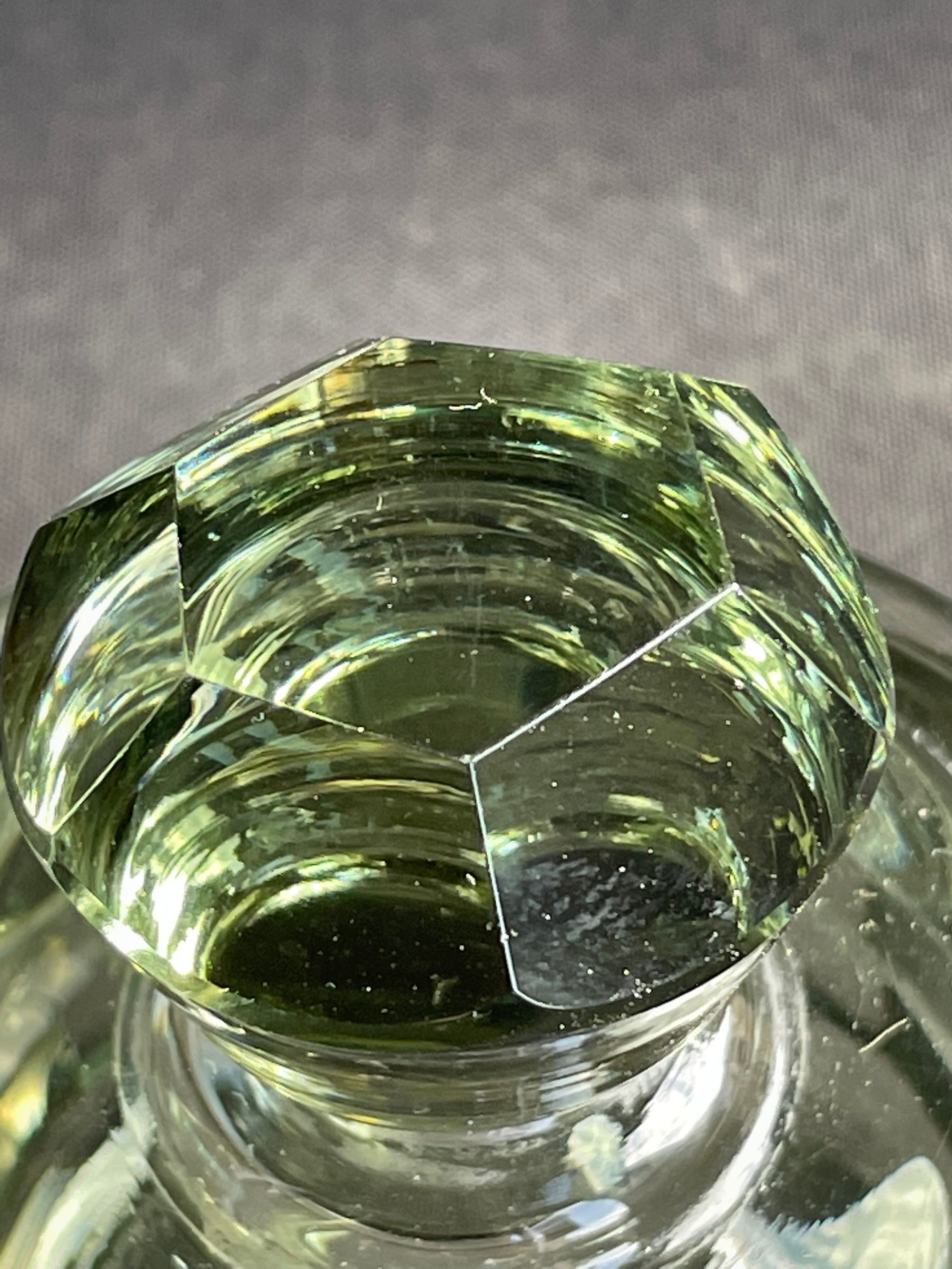 Powder magazine or candy maker made of cut crystal
