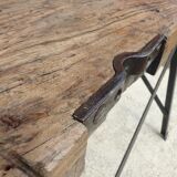 Eiffel metal base workshop with rivets