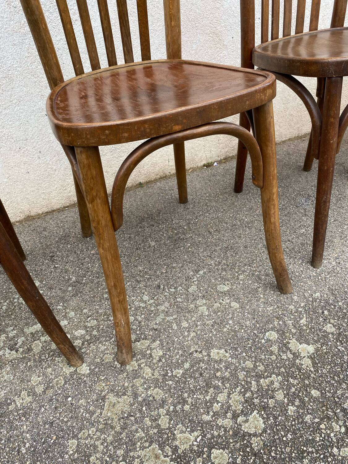 Set of 4 artex bistro chairs