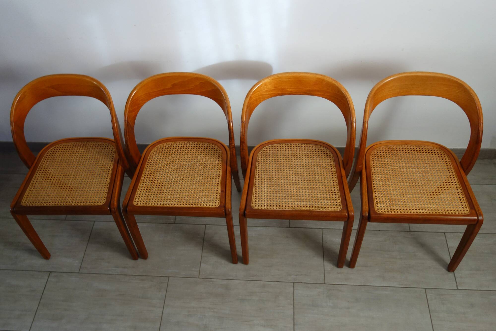 4 chaises Gondole de Baumann, années 70