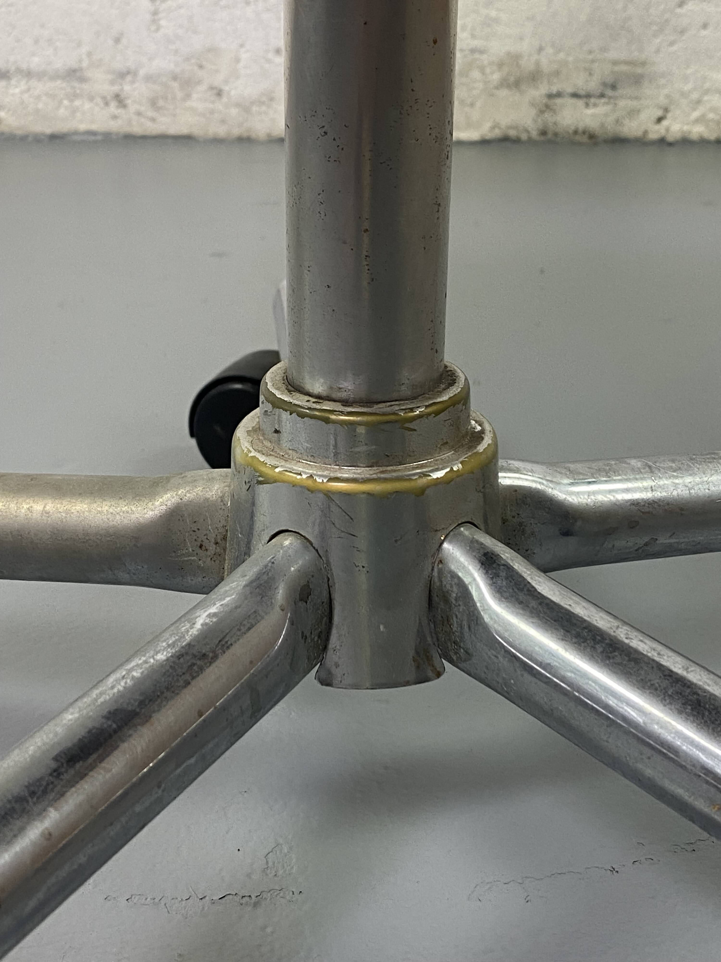 Black tubular office chair