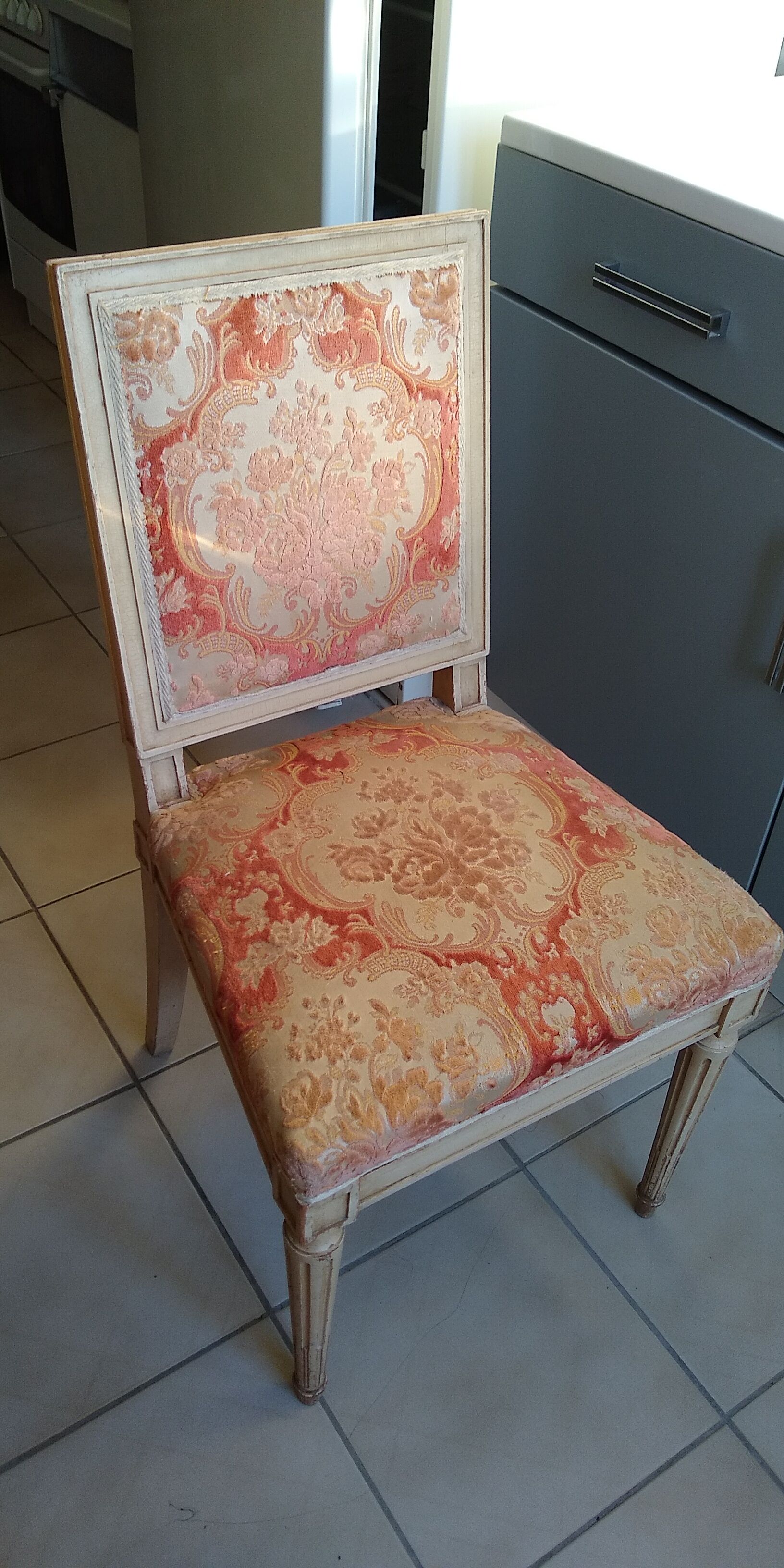 Set of 6 chairs sober wooden with fabric of Louis XVI style