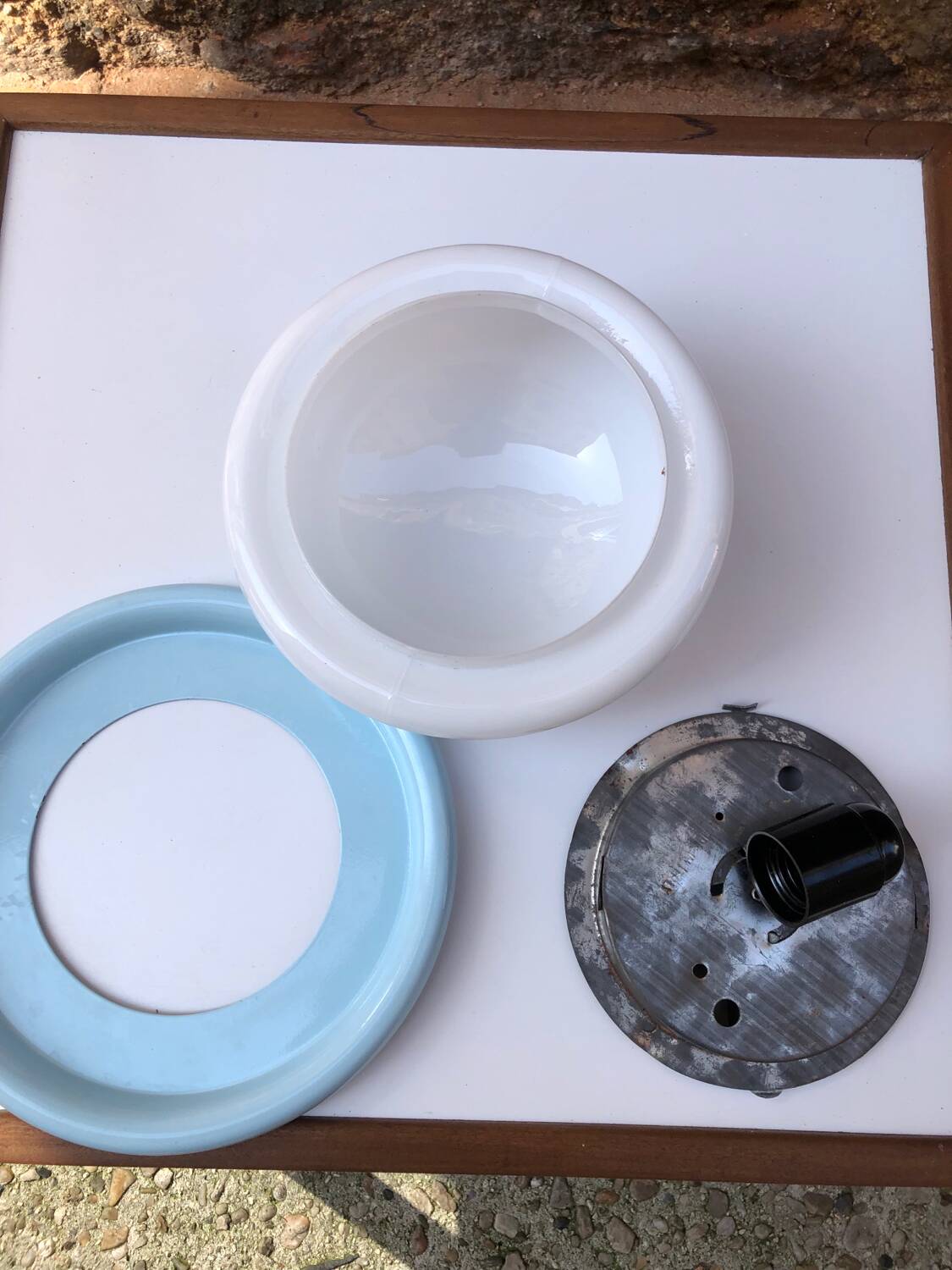 Wall or ceiling light in metal and glass