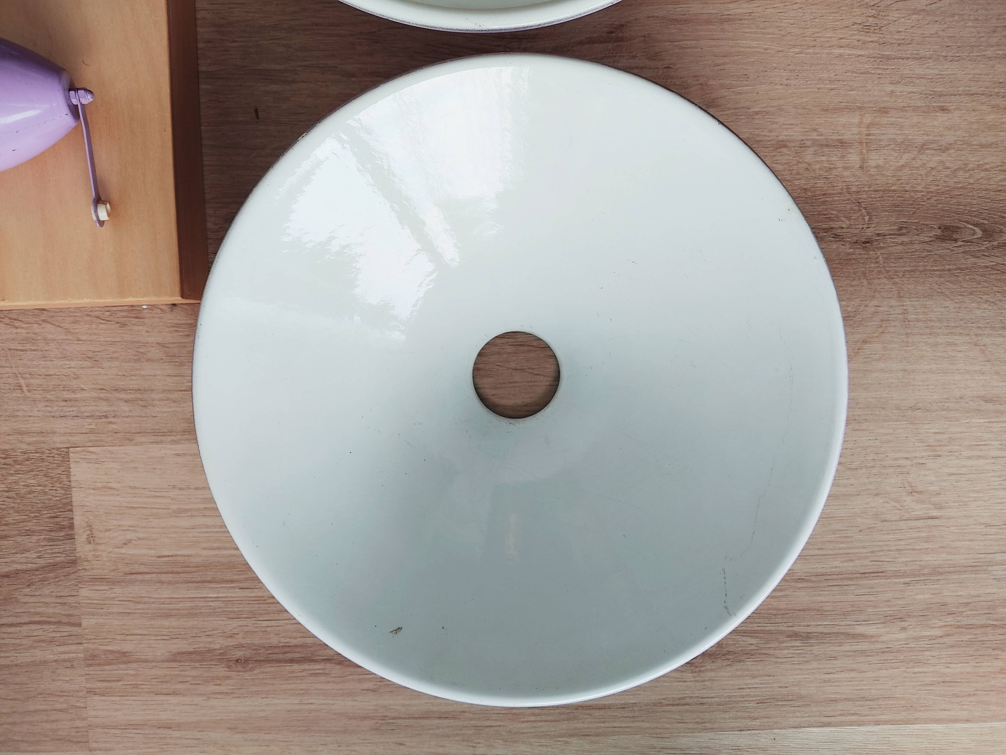 Set of 3 Purple enamelled lampshades and balance system