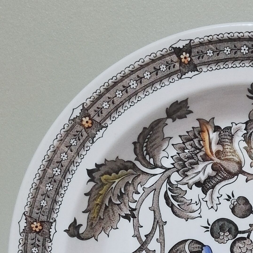 Hollow dish 22cm Ridgway Staffordshire pattern "Jacobean"
