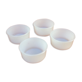 1970s Arcopal France Set of 4 ramekins Opaque white