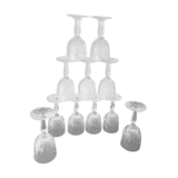 Lot of stemmed glass
