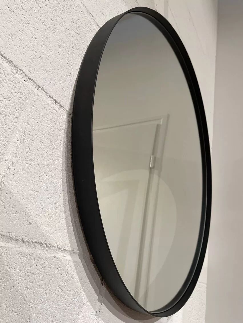Round mirror 75cm diameter black outline