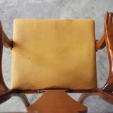 Antique Queen Anne armchair in mahogany and leather