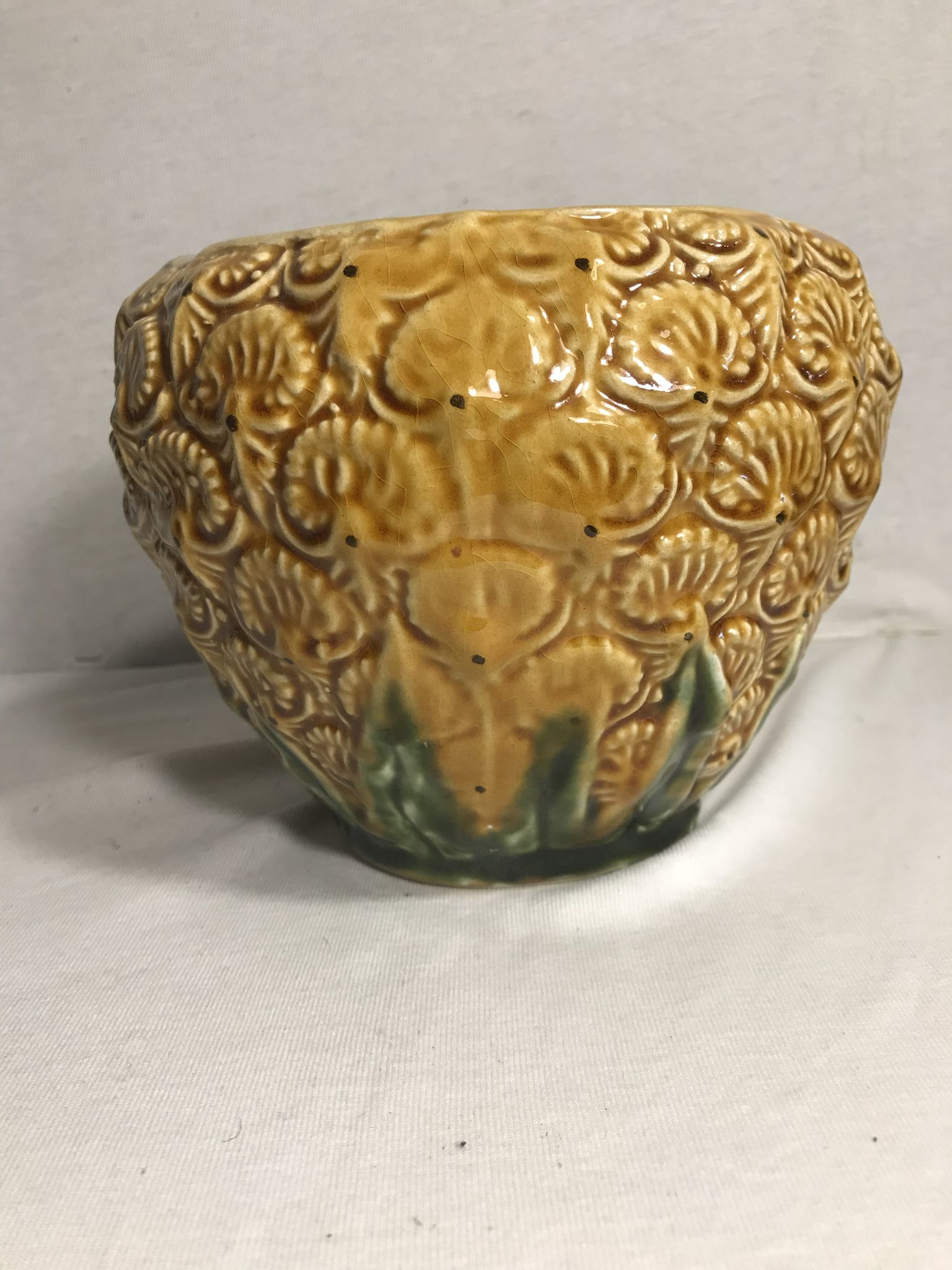 Cache pot